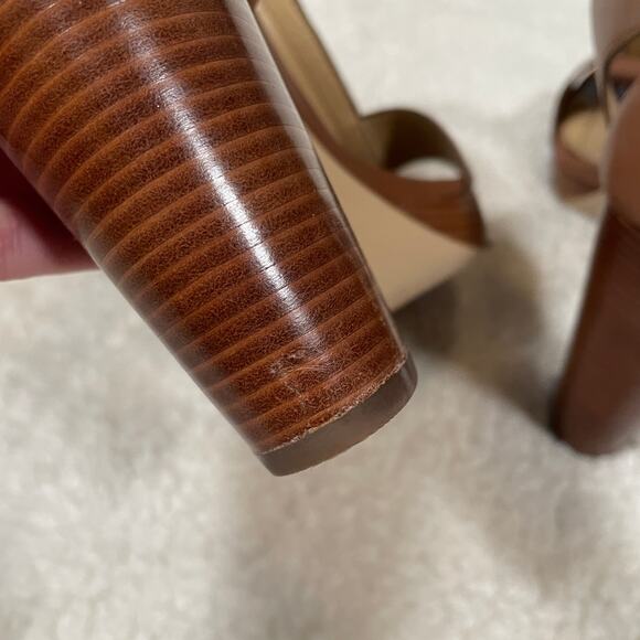 Michael Michael Kors Berkley T-Strap Sandals Heels Brown Leather Platform 10 - Picture 6 of 9